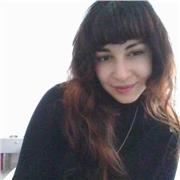 Libraire diplômée d'un master de Lettres donne des cours de français aux alentours de Marseille.