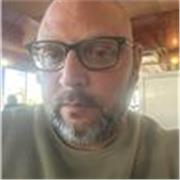 Ingeniero y profesional del sector financiero, imparto clases particulares de matemáticas y finanzas adaptadas a cada alumno.