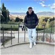 Sono uno studente del secondo anno di Ingegneria Informatica, diplomato con 100 e lode al liceo scientifico
