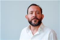Insegnante bilingue italiano-inglese, residente ad alba (cn), offre lezioni di inglese online, per tutti i livelli, incluso business english