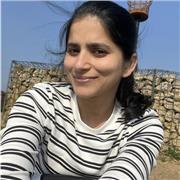 English Tutor with 3 years of experience helping students improve grammar, reading comprehension, writing, and speaking skills