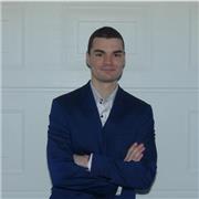 Apprenez avec passion et réussissez avec confiance grâce à un professeur particulier dévoué à votre succès