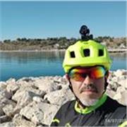 Diploma di geometra con esperienza decennale nel settore dell'informatica