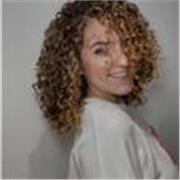 Titulada con ingles B2 actualmente con nivel C1, experiencia en la enseñanza a niños y adolescentes. 