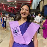 Graduada en Logopedia, apta para asignaturas de ciencias o ciencias sociales