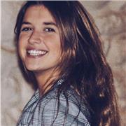 Doy clases particulares de apoyo escolar para niños y hacer de canguro a la vez