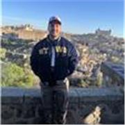 Me defino como un entrenador que quiere hacer llegar todos mis conocimientos a futuros alumnos para que así logren todos sus objetivos 
