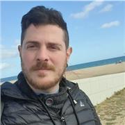 Diseñador experto, ideal para estudiantes avanzados y emprendedores