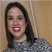 Maestra de educación infantil se ofrece para dar clases a niños y niñas de primaria