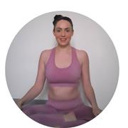 Professeur de Yin Yoga Holistique, je m'adapte à tous les niveaux