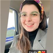 Profesora de Lenguaje y Comunicación con desarrollo íntegro desde segundo básico a cuarto medio