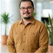 En Tus Clases Particulares, estamos buscando maestros/as de Español, con o sin experiencia, para dar clases en línea a estudiantes