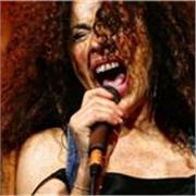 PROFESORA CANTO PARTICULAR
