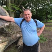 English tutor teaches adults in central London. Fully qualified. 30 years experience