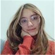 Ragazza di seconda superiore ad un liceo artistico. Sarò disponibile da Estate 2026 per fare ripetizioni e aiutare coi compiti