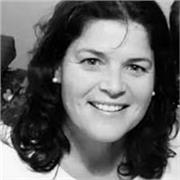 Me defino como una Colaboradora Adaptativa en  el sector turístico.