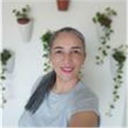 Profesora de inglés en diferentes niveles y edades