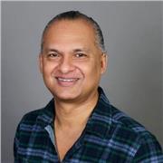 I am a MSc certified mindfulness trainer, mindfulness supervisor, with 16 years experience teaching mindfulness to students/adults