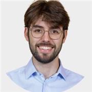 Graduado en física, con experiencia dando clases a ESO y Bachillerato.