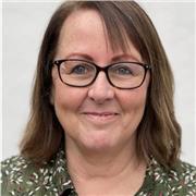 I am an accredited AQA A-Level examiner, with 24+ years' teaching and tutoring experience