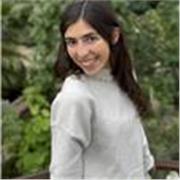 Estudiante de bioquímica, con conocimientos buenos de química, biología, matemáticas e inglés 