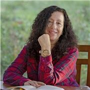 Professeure de portugais natif offre des cours particuliers pour adultes en régime de télétravail dans toute la France