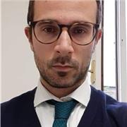 Avvocato offre lezioni in materia di diritto amministrativo e diritto civile