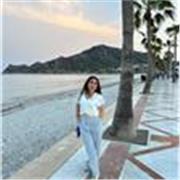 Estudiante de 4º de psicología. Doy clases de inglés, mates y lengua principalmente, también puedo dar apoyo escolar en general