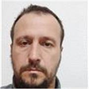 Estudie hasta 3 años de veterinaria en argentina. Trabajé en el zoo de la ciudad de la plata, argentina 