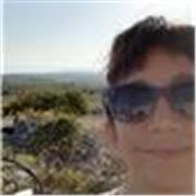 Profesora en Biología ayuda con la comprensión del apasionante mundo de la biología