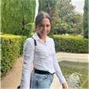 Graduada en Marketing con especialización en Investigación de Mercados y actualmente cursando un Máster en Marketing Online. 