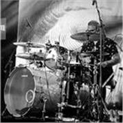 Se dan clases de batería en Valencia, Patraix