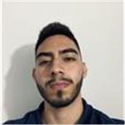 Profesor de entrenamiento deportivo para personas de cualquier edad interesadas en adentrarse al mundo del fitness