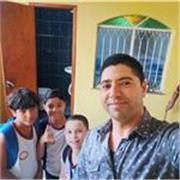 Atuar como Mediador Escolar ou Acompanhante Terapêutico (AT). Profissional graduado, Licenciando em Pedagogia e Matemática