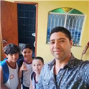 Atuar como Mediador Escolar ou Acompanhante Terapêutico (AT). Profissional graduado, Licenciando em Pedagogia e Matemática
