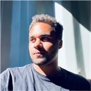 Engaging online English lessons for motivated learners aged 13–18!