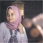 
 Experienced English tutor guiding students to linguistic excellence.