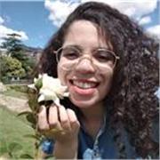 Profesora de inglés con 11 años de experiencia ofrece clases online y presenciales a adolescentes y adultos. 