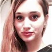 Insegnante certificata con esperienza pluriennale. Ho preparato centinaia di studenti per esami PET, FIRST, ADVANCED, IELTS