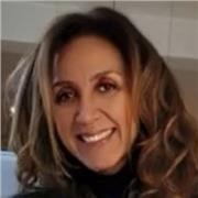 Profesora de Diseño y Publicidad experiencia con estudiantes Enseñanza media y adultos, Online y presencial 20 años de experiencia