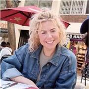 I am a native English speaker with experience working as a Teaching Assistant in a primary school