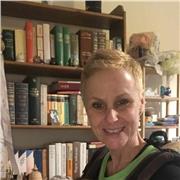 Sprachlehrerin, die in erster Linie Deutsc als Fremdsprache, außerdem Italienisch unterrichtet