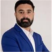 Licenciado en Publicidad y Marketing, con amplia experiencia en entornos de aprendizaje 