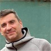 Maestro di tennis disponibile per lezioni di tennis su roma