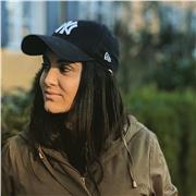 Ich biete Französisch Nachhilfe. Ps: Während des Unterrichts würde ich Deutsch nur verwenden, wenn es notwendig ist; Erstens, weil es zu Ihrem Besten ist, und zweitens, weil mein Deutsch nicht perfekt ist