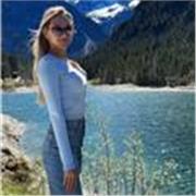 Certified English teacher with 5 years of experience in online education