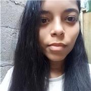 Profesora de sociales imparto clases a niños de todas las edades