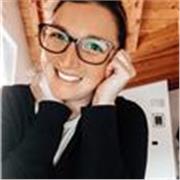 Offro lezioni private anche online a bambini/ragazzi fino alla terza media(italiano storia geografia scienze grammatica francese) o adulti che vogliono imparare l'italiano... 