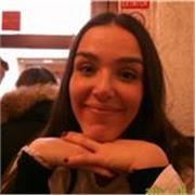 Mi nombre es Nerea y ofrezco clases de inglés para todas las edades, adaptadas a las necesidades individuales de cada alumno