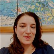 Insegnante di Inglese livello bilingue offre lezioni di conversazione e gioco online